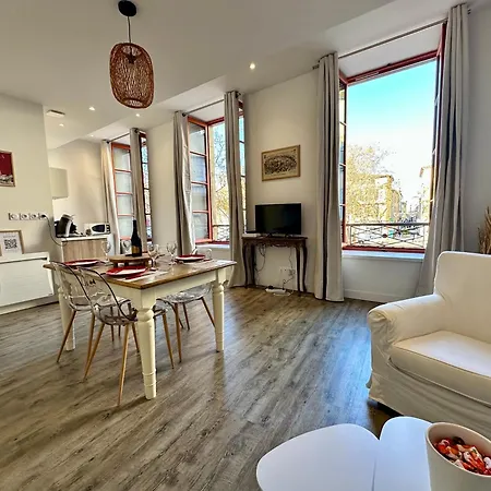 La Magie De Carnot Meublé De Tourisme 3 étoiles Appartement Carcassonne