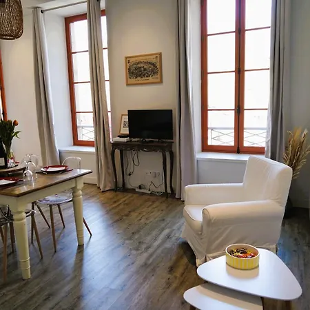 Appartement La Magie De Carnot Meublé De Tourisme 3 étoiles Carcassonne